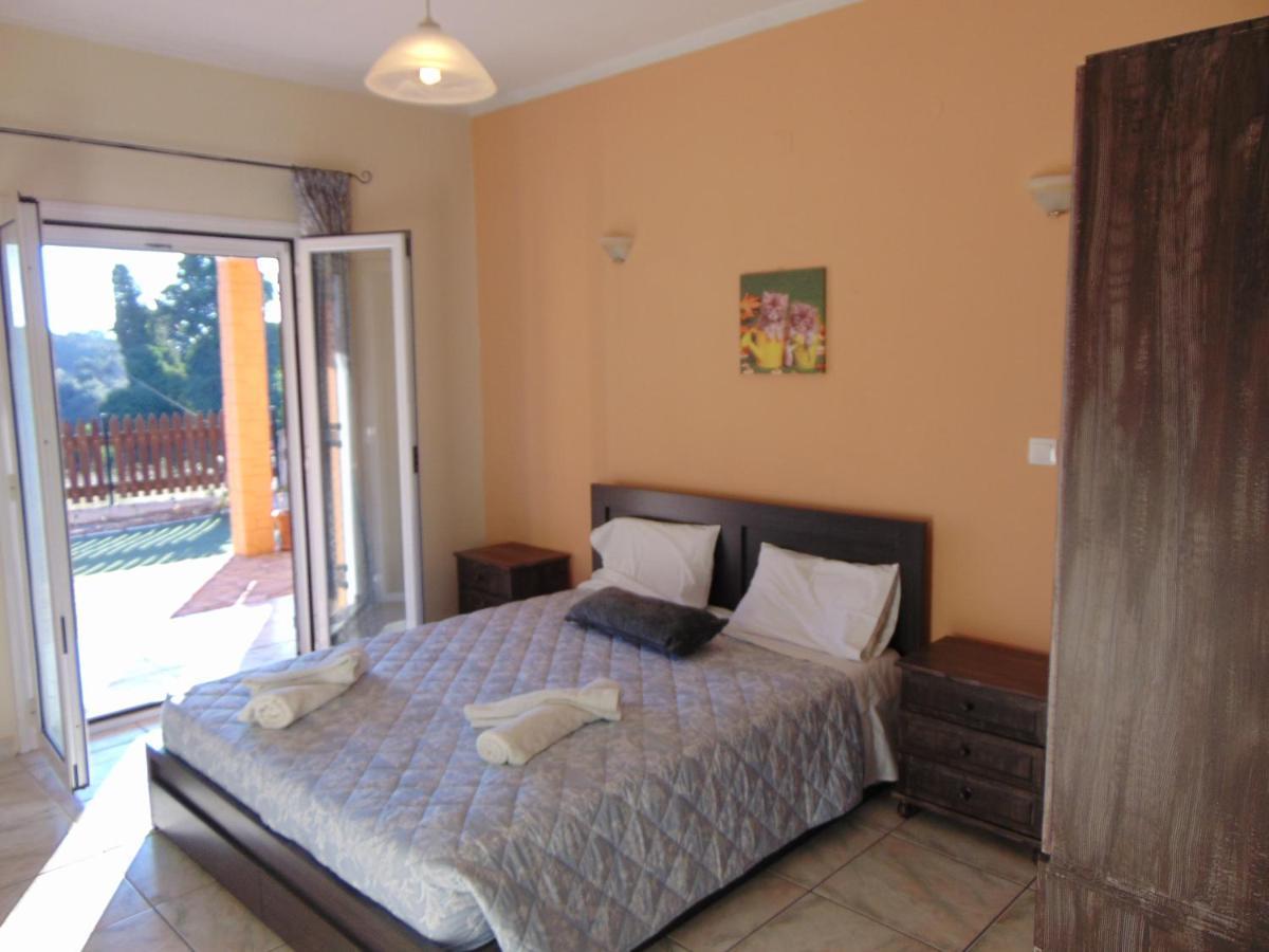 Maria Apartments - Roumanis Liapades Bagian luar foto